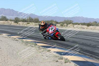 media/Dec-04-2025-Racers Edge (Thu) [[5ebc9f124d]]/2-A Group/1-Session 2 (Turn 7 Inside)/